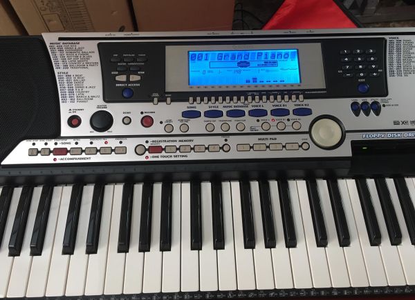Đàn Yamaha psr 550 cũ