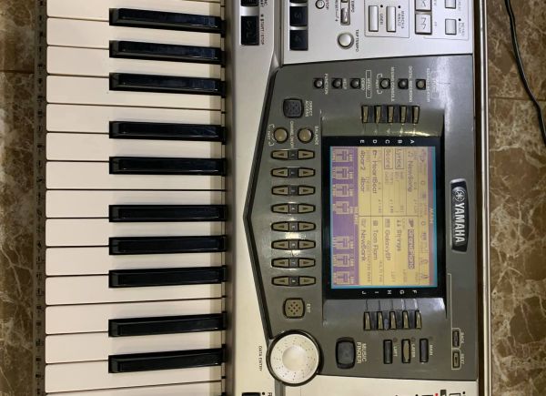 Đàn Organ Yamaha Psr-2000 cũ