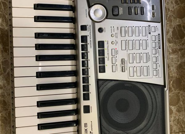 Đàn Organ Yamaha Psr-2000 cũ